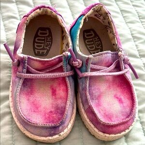 Hey Dude Pink and Blue Moccasins Casual Slip-On Shoes size 7k